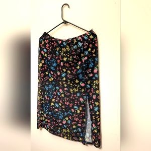 H&M Divided Black Floral Maxi Skirt - Size M